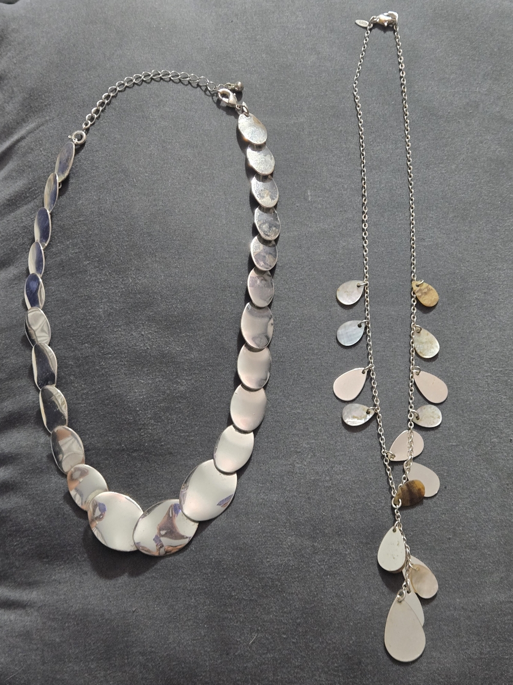 Vintage Avon Silver-Tone Teardrop Disc Necklace Bundle